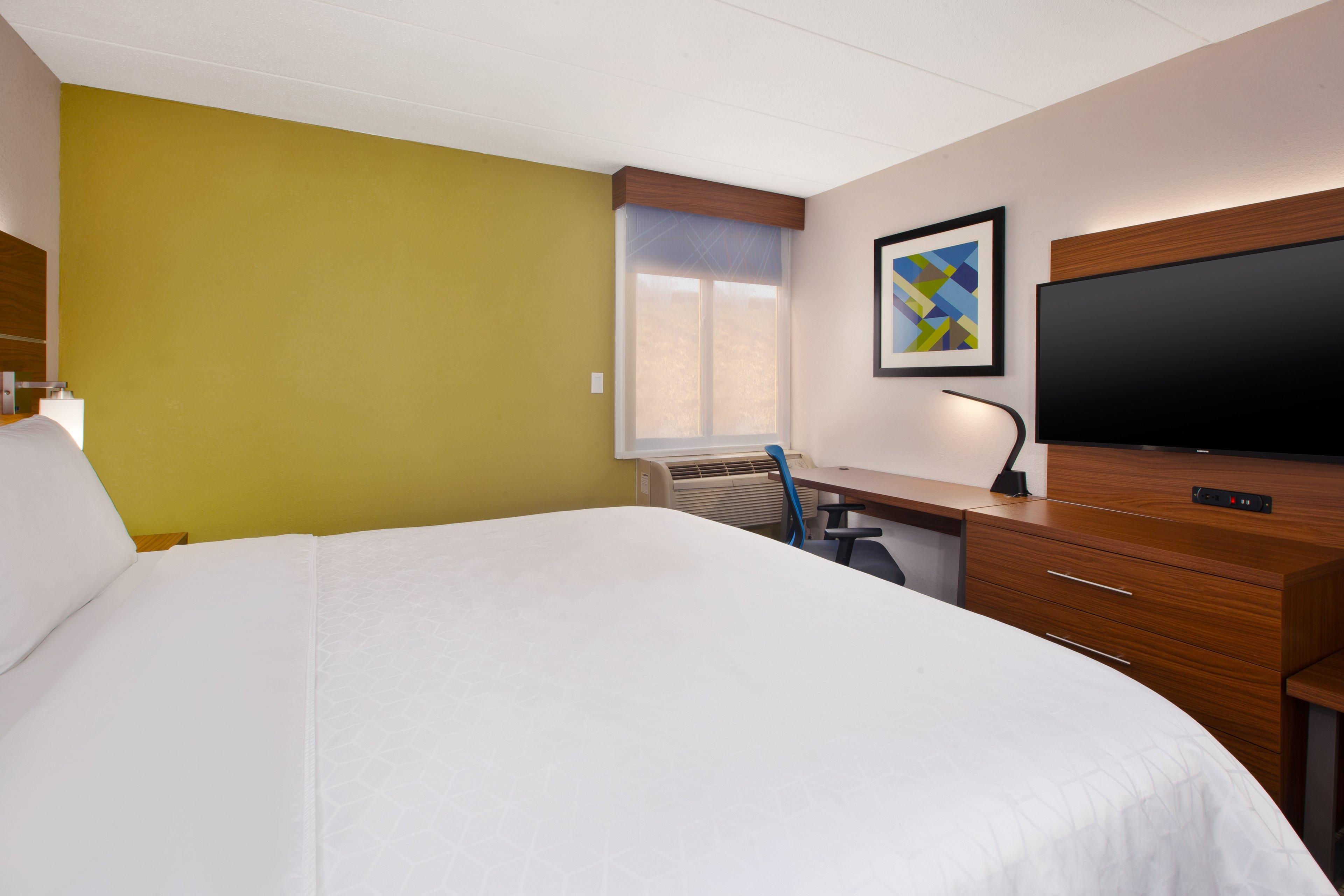 Holiday Inn Express Fairfax-Arlington Boulevard By Ihg Exterior photo